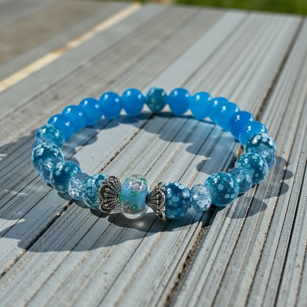 Handcrafted Spotted Turquoise Aqua Blue Crystal Lampwork Glass Stretch Bracelet